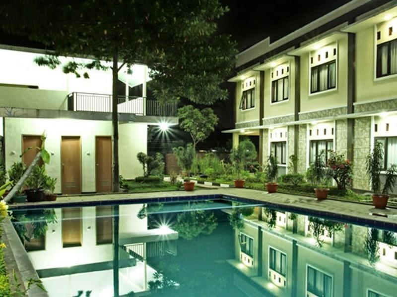 Gumilang Hotel Μπογκόρ Εξωτερικό φωτογραφία